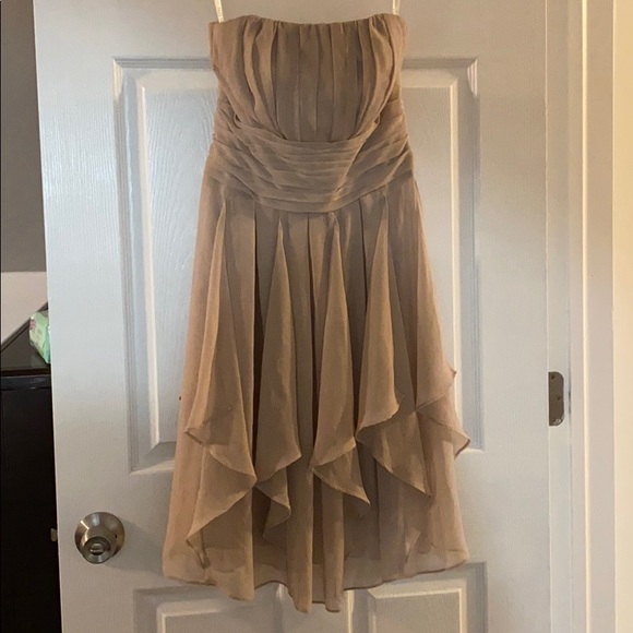 Dress - Picture 1 of 4